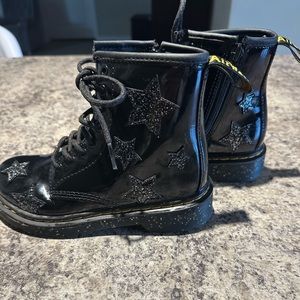 Kids doc martens size 13